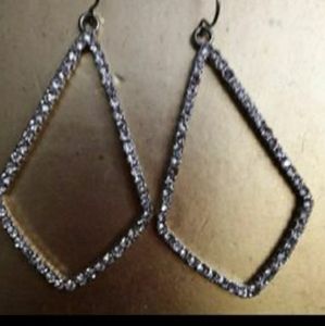 Cool Fashion Diamond-looking Earrings w silvertone